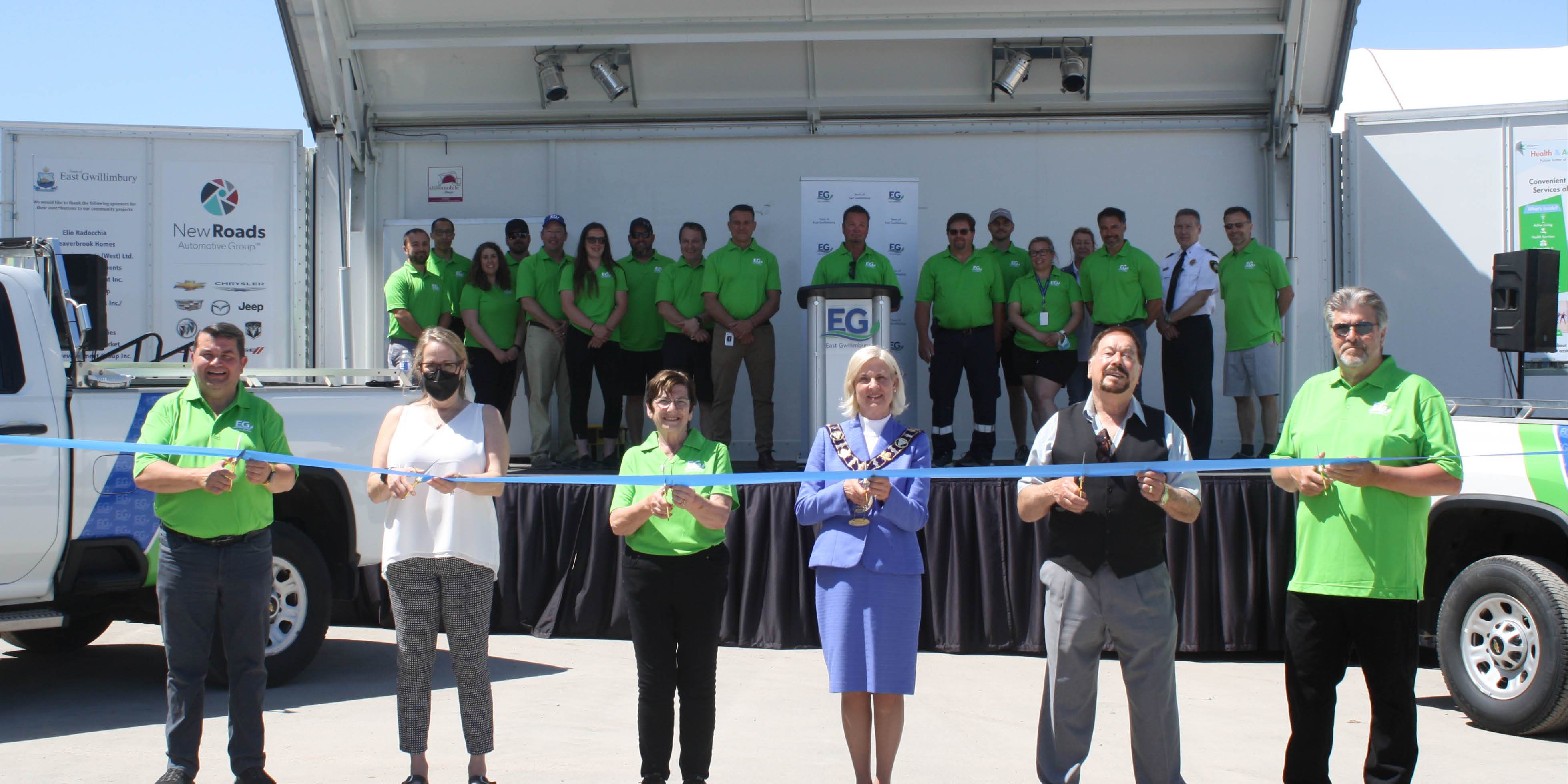 Town of East Gwillimbury Mayor and Council and staff at the official opening of the Operations Centre