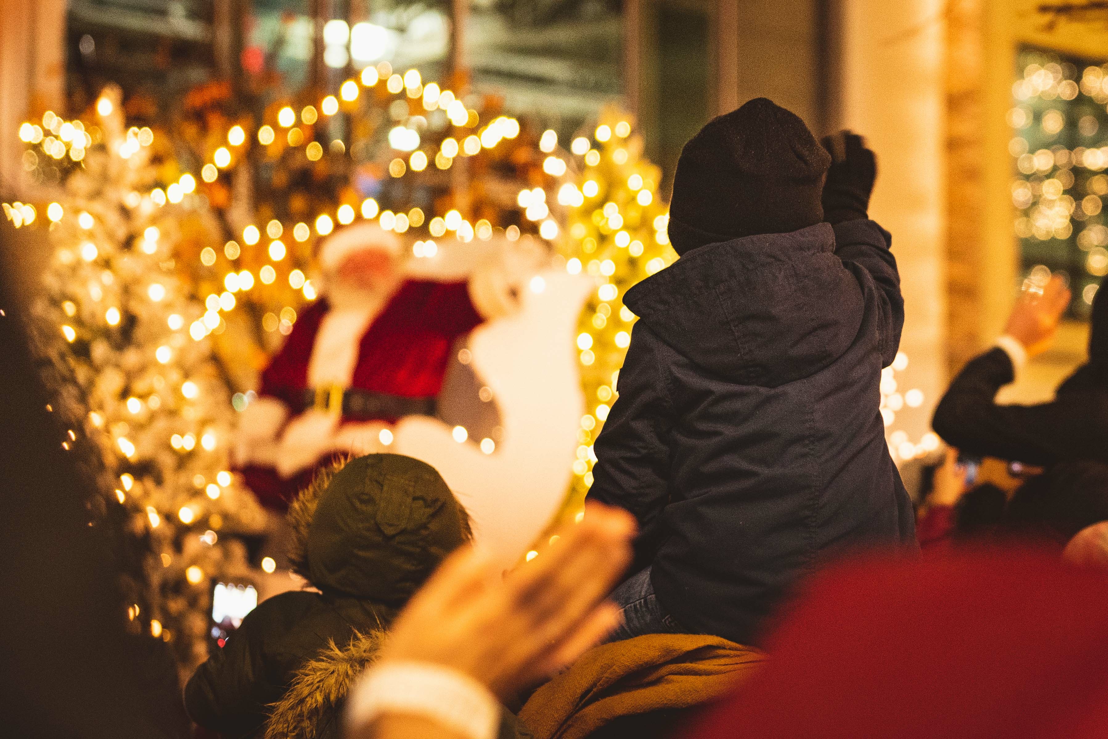 Child watching Santa Claus Parade