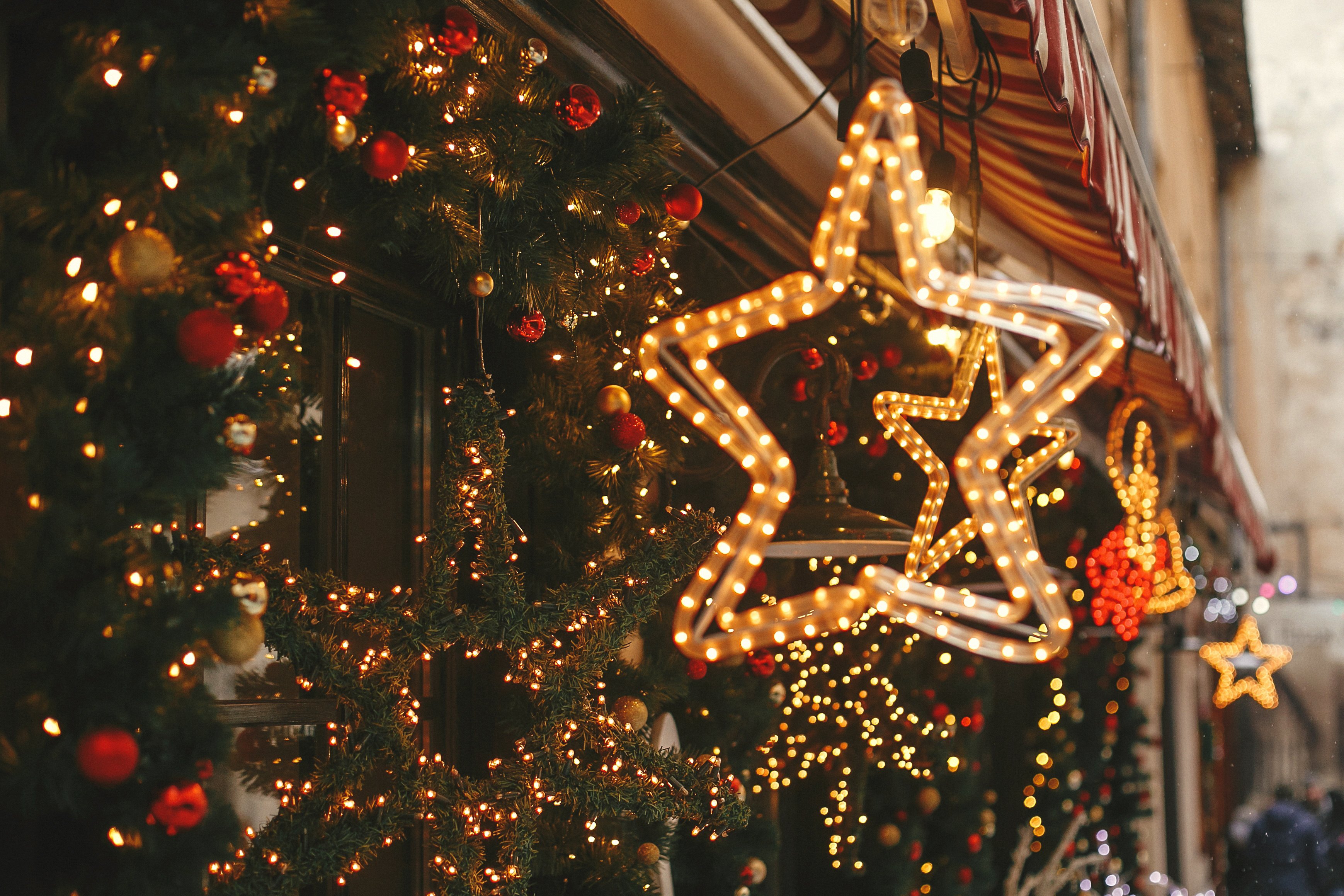 Tree Lighting and Christmas Market Image 
